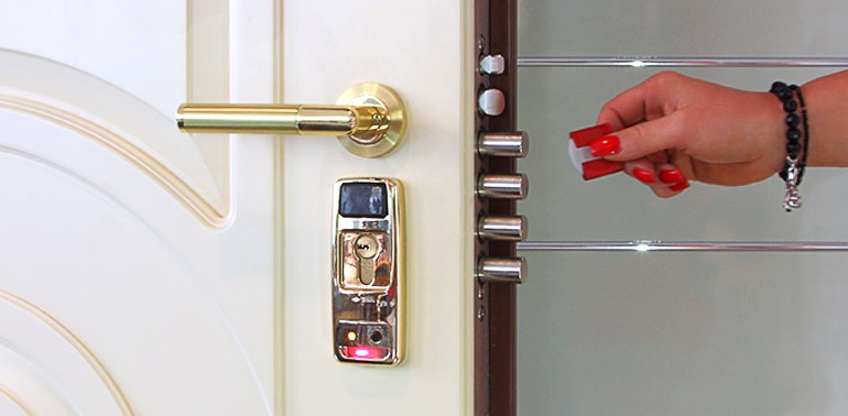  Как работают электромеханические замки