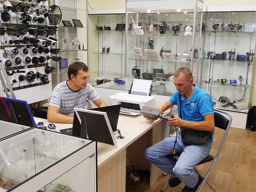 Магазин домофонов, видеоглазков и биометрических замков на ст.м ...